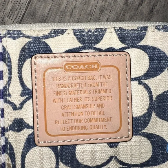 Y2K Coach Signature Patchwork Crossbody Bag - Picture 5 of 9